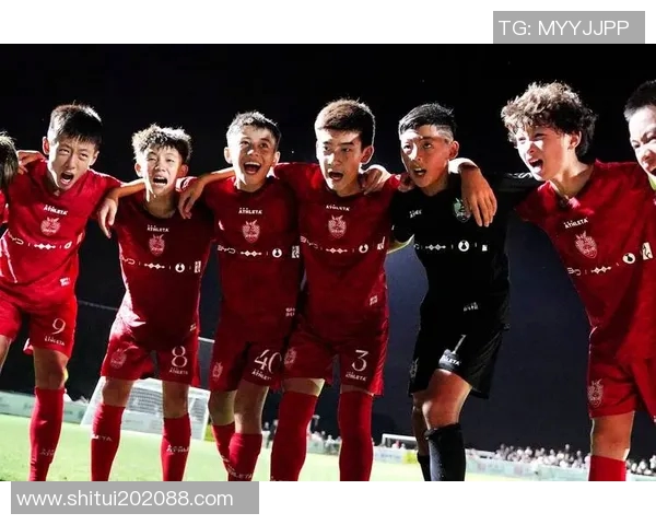 梅州足球新星崛起 助力球队冲击更高目标展现无限潜力 梅州足球新星崛起 助力球队冲击更高目标展现无限潜力