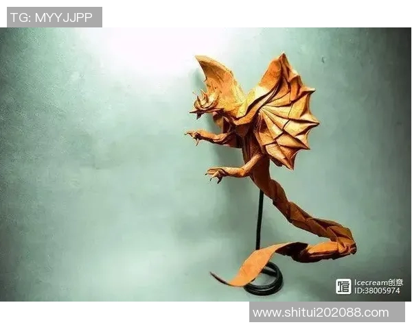 纸艺折叠挑战:如何将纸张折叠成足球明星栩栩如生的立体形象 纸艺折叠挑战:如何将纸张折叠成足球明星栩栩如生的立体形象